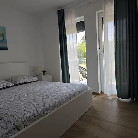Fresh Beauty Apartment